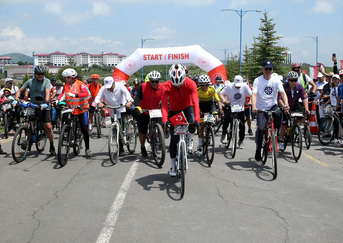 Ardahan'da Bisiklet Festivali Başladı