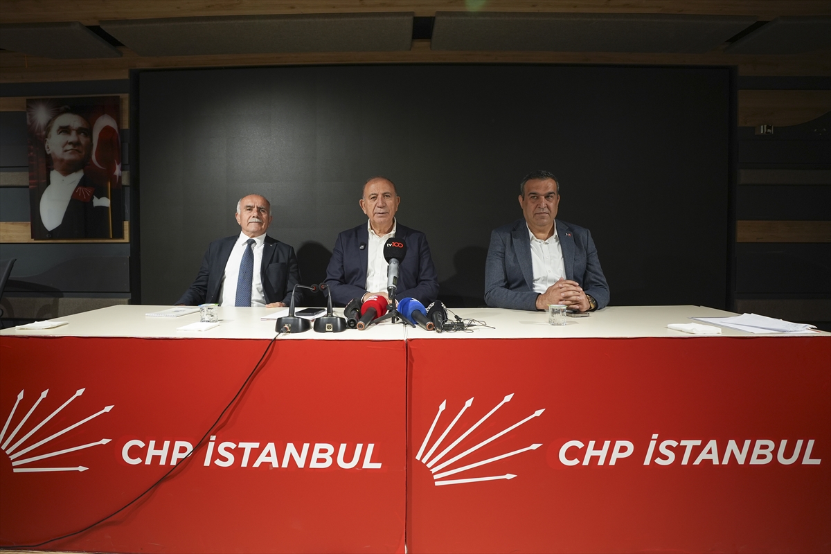 CHP'ye 200 yeni üye katıldı