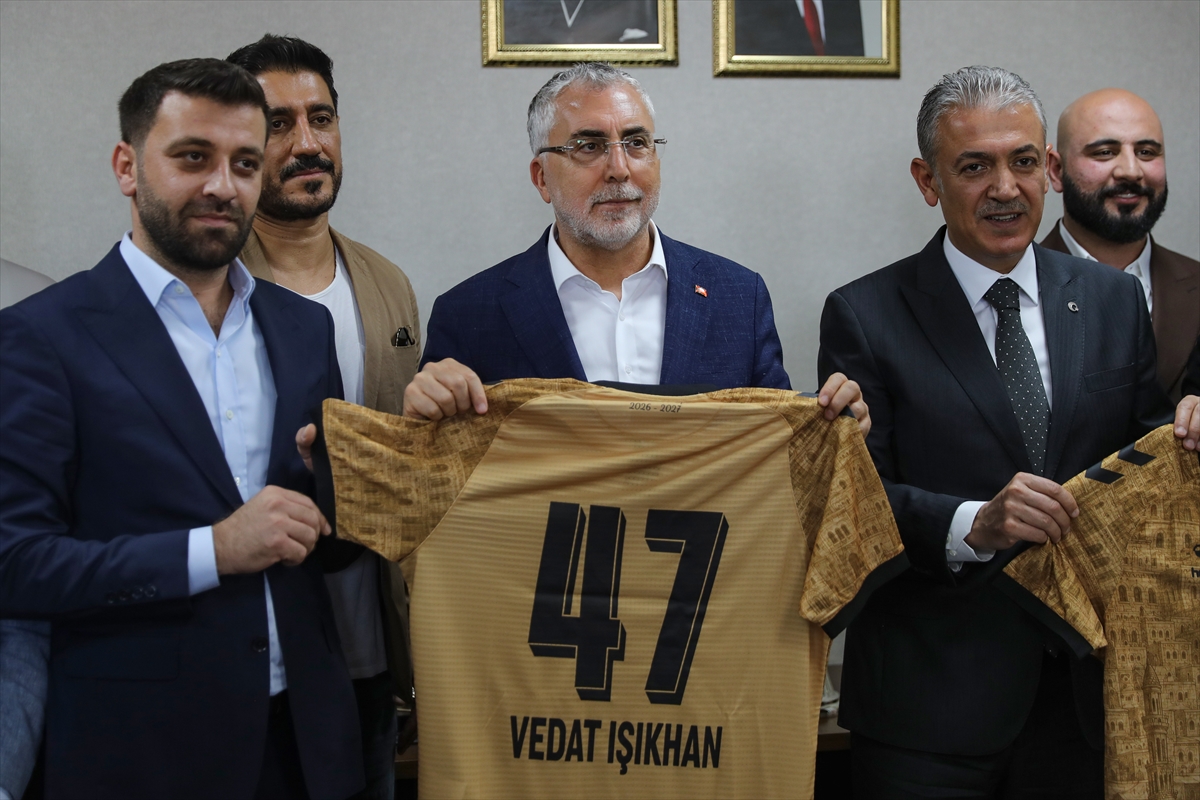 Bakan Işıkhan: Mardin'den Aziz Sancar'lar yetişsin