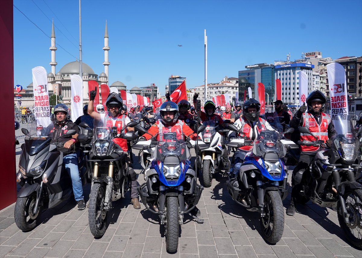 Bakan Bak: 15 Temmuz'da millet iradesi kazandı