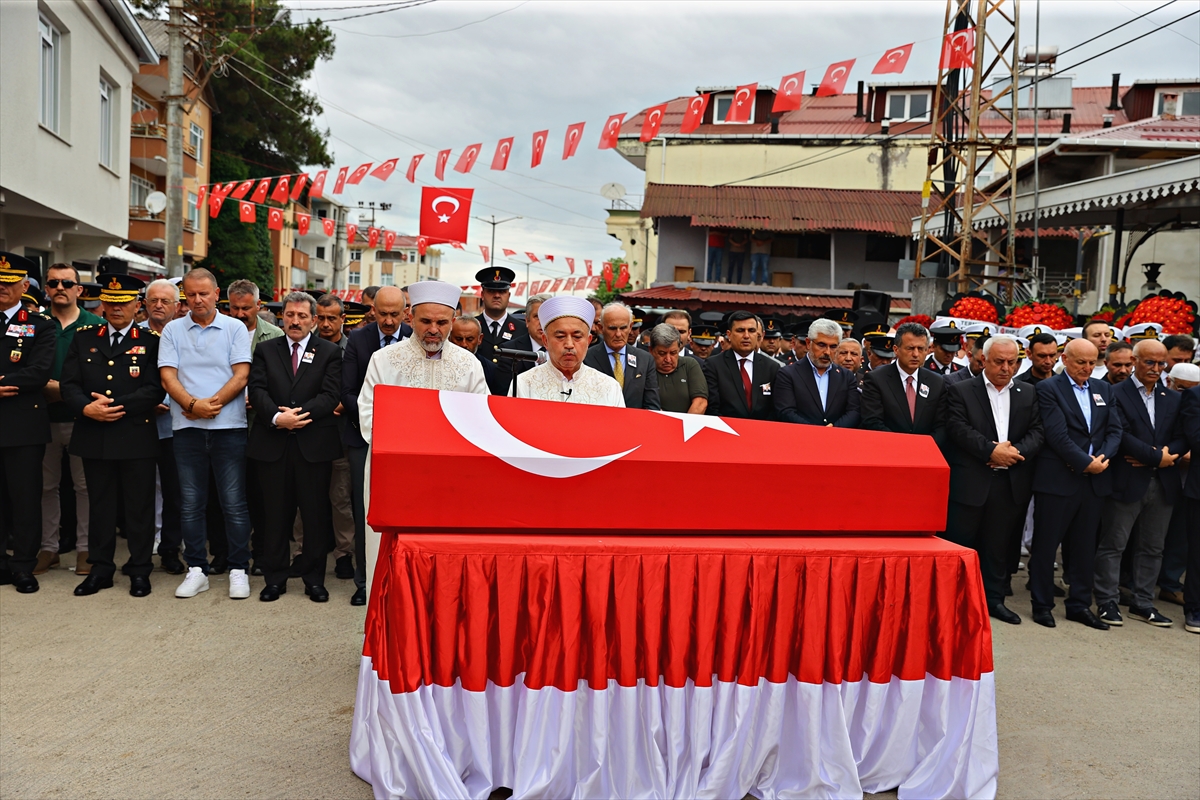 Şehit Uzman Çavuş Demirbaş Samsun'da toprağa verildi