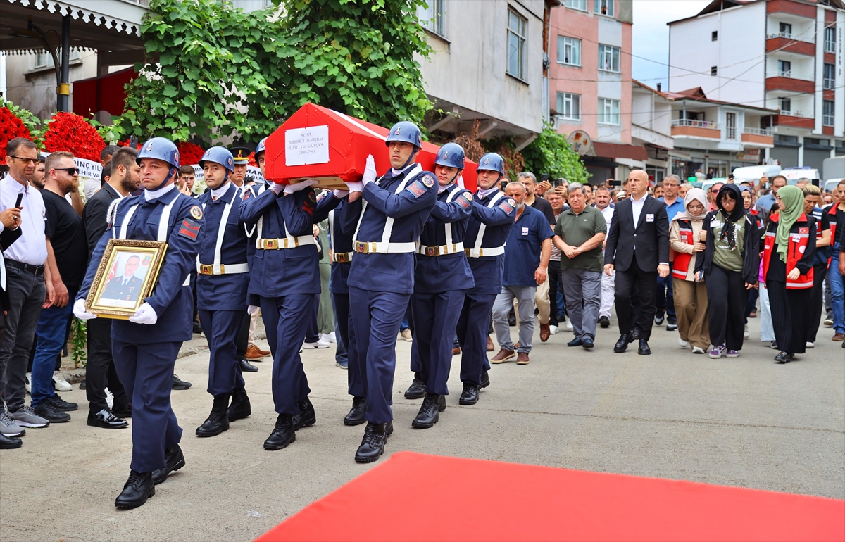 Şehit Uzman Çavuş Demirbaş Samsun'da toprağa verildi
