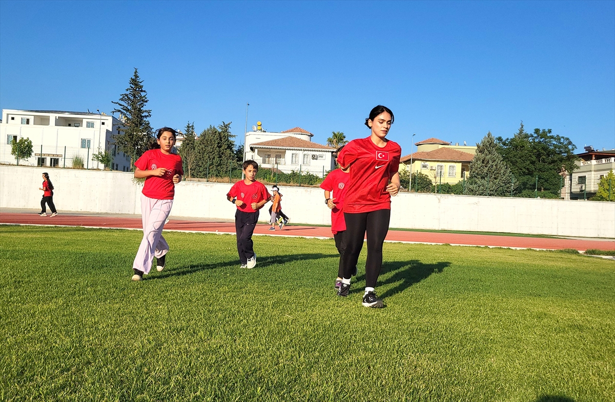 Depremzede Meryem'in hedefi olimpiyatlar
