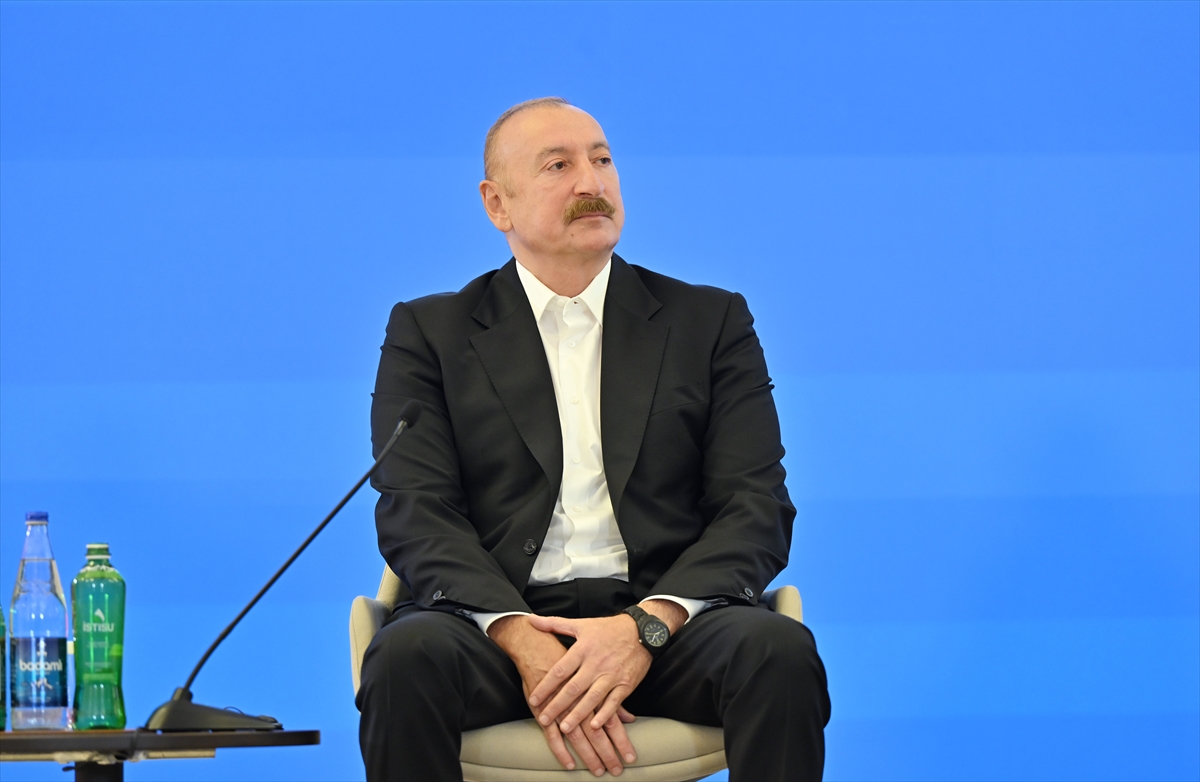 Aliyev: Türkiye-Azerbaycan ilişkisi örnek alınmalı