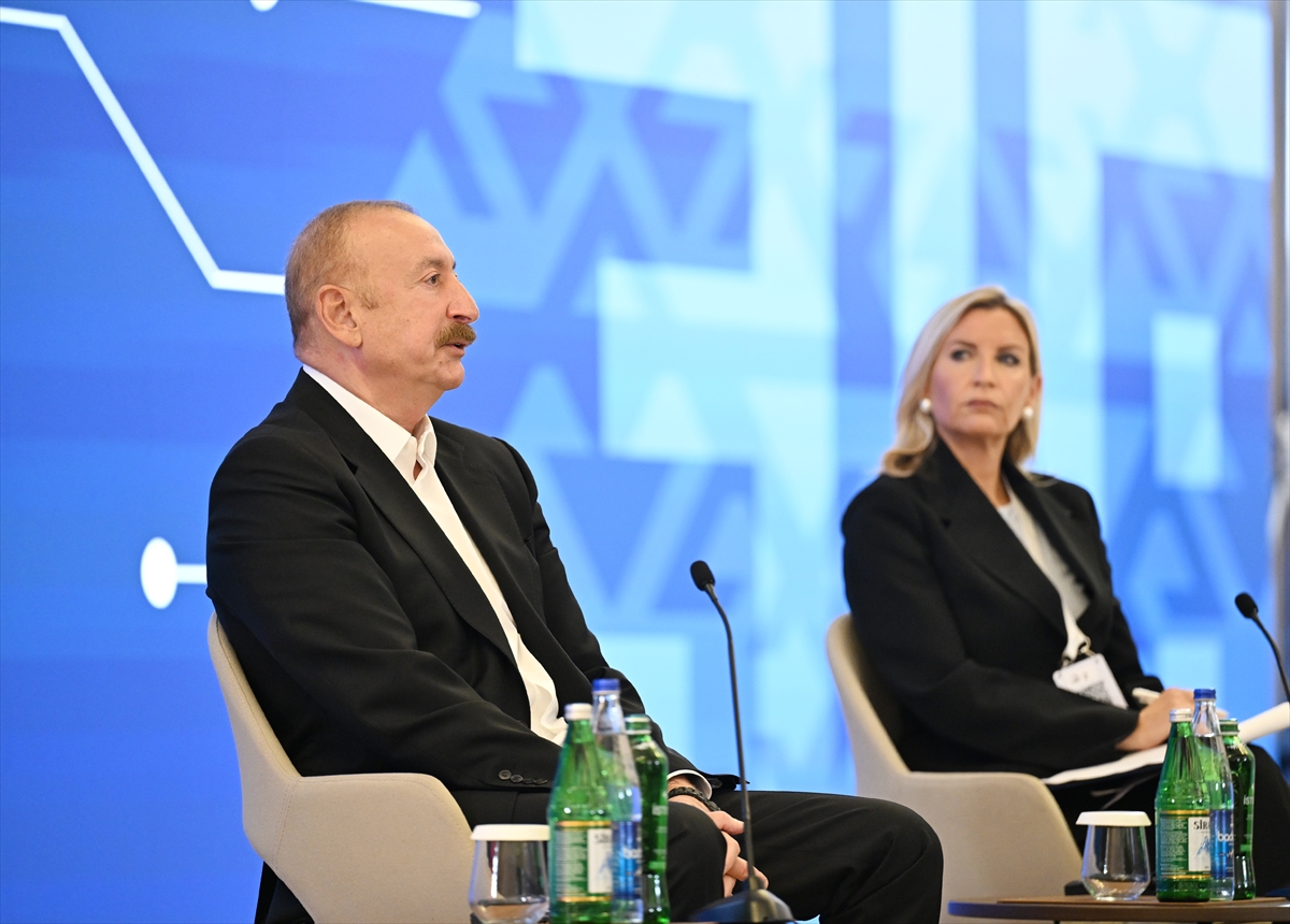 Aliyev: Türkiye-Azerbaycan ilişkisi örnek alınmalı