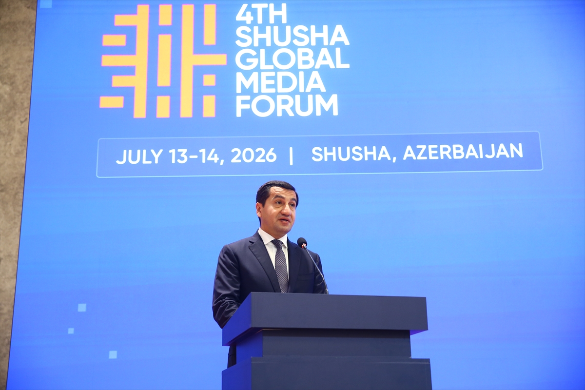 Hacıyev: Medya çatışma söylemini canlı tutuyor