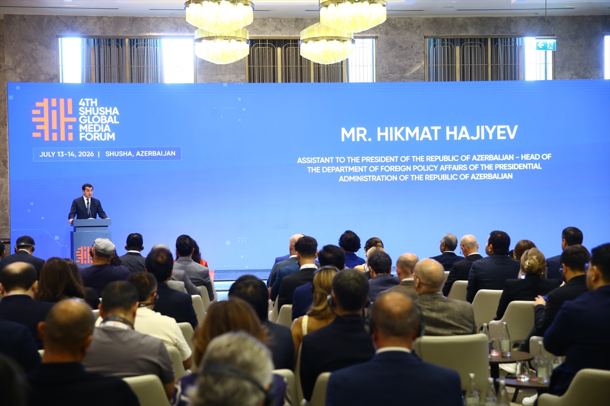 Hacıyev: Medya çatışma söylemini canlı tutuyor