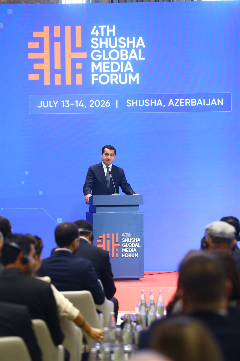 Hacıyev: Medya çatışma söylemini canlı tutuyor