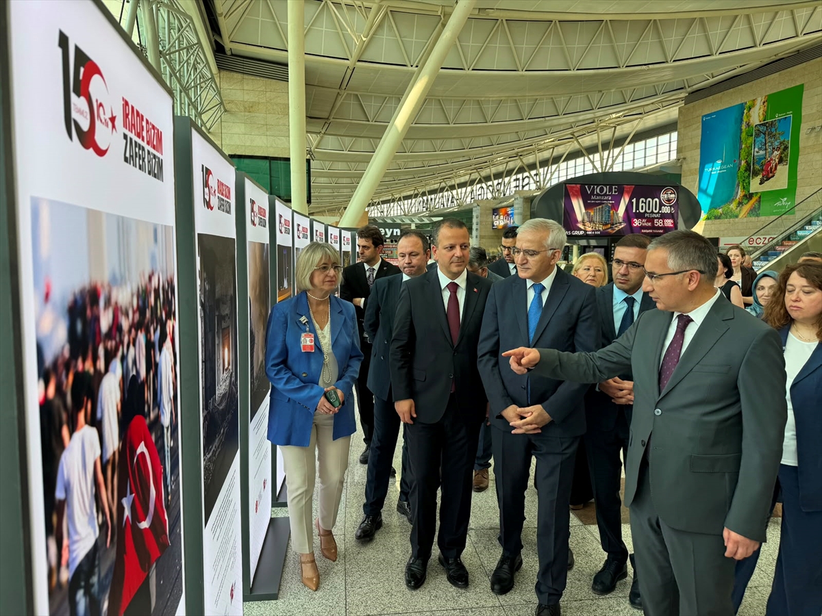 15 Temmuz Fotoğraf Sergisi Başkent'te Açıldı