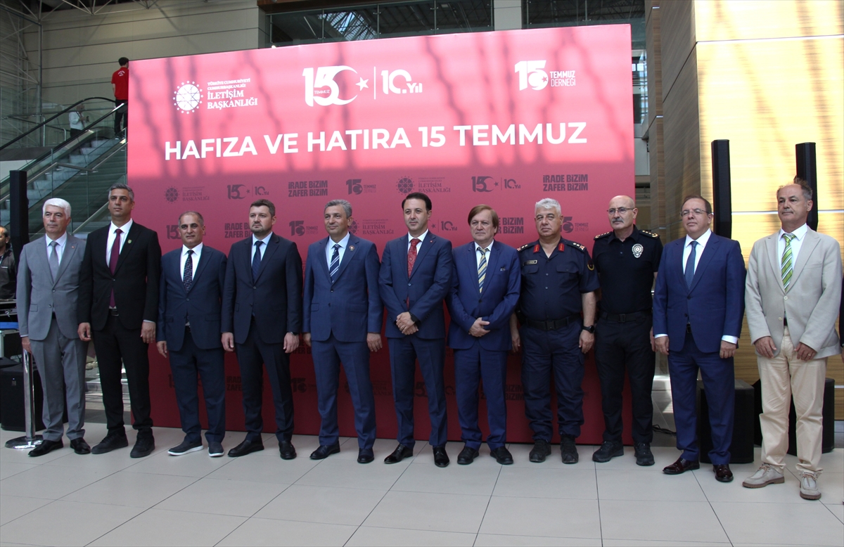 15 Temmuz Fotoğraf Sergisi Antalya'da Açıldı