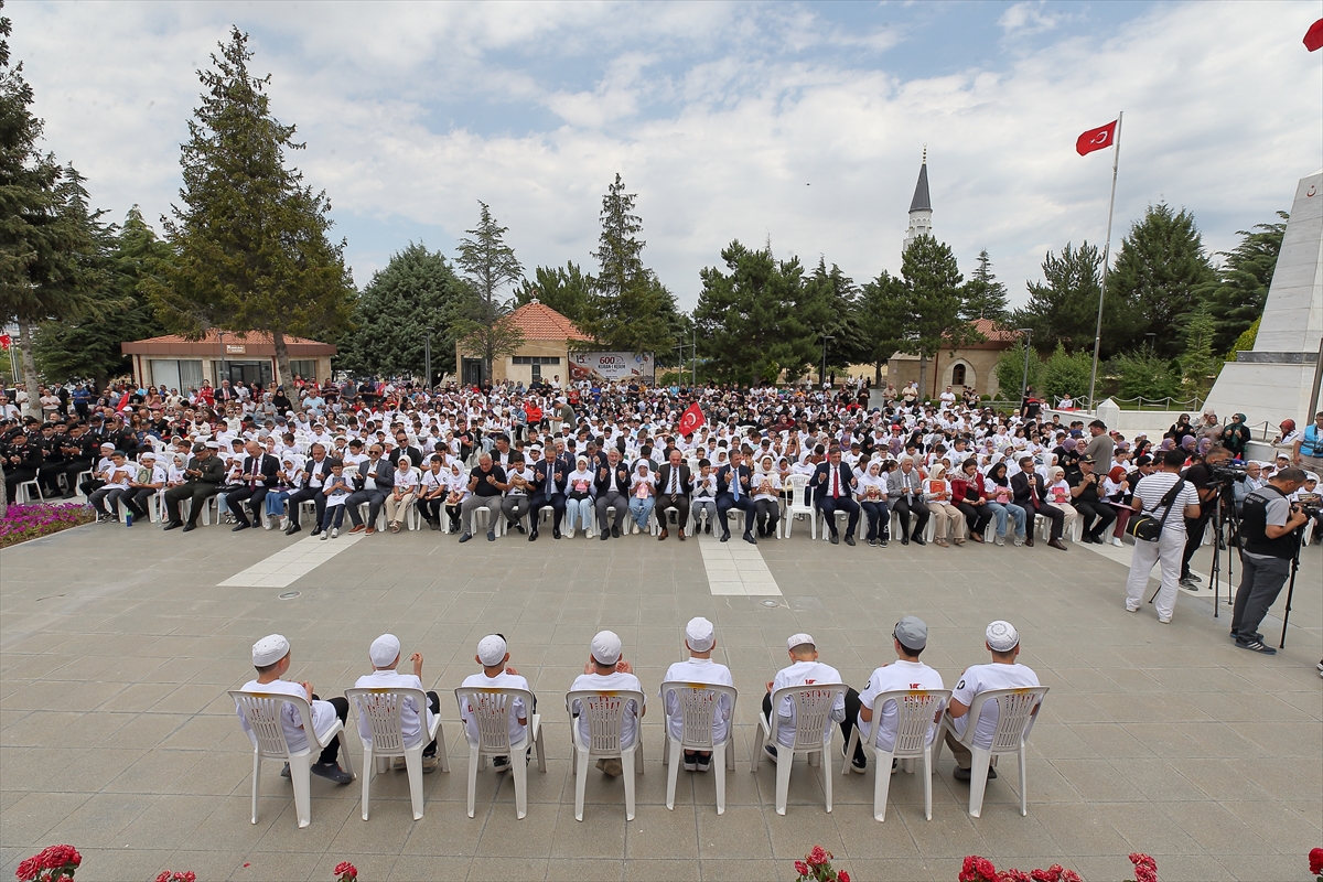 Çorum'da 600 çocukla Kur'an hatmetti