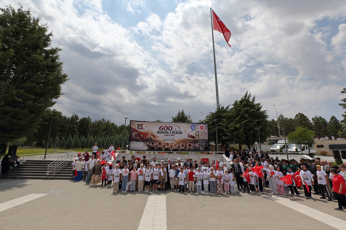 Çorum'da 600 çocukla Kur'an hatmetti