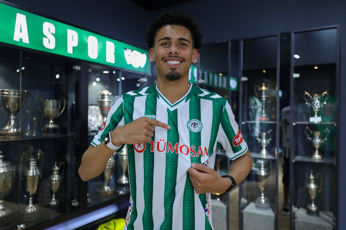 Konyaspor: Da Mata'yı transfer etti