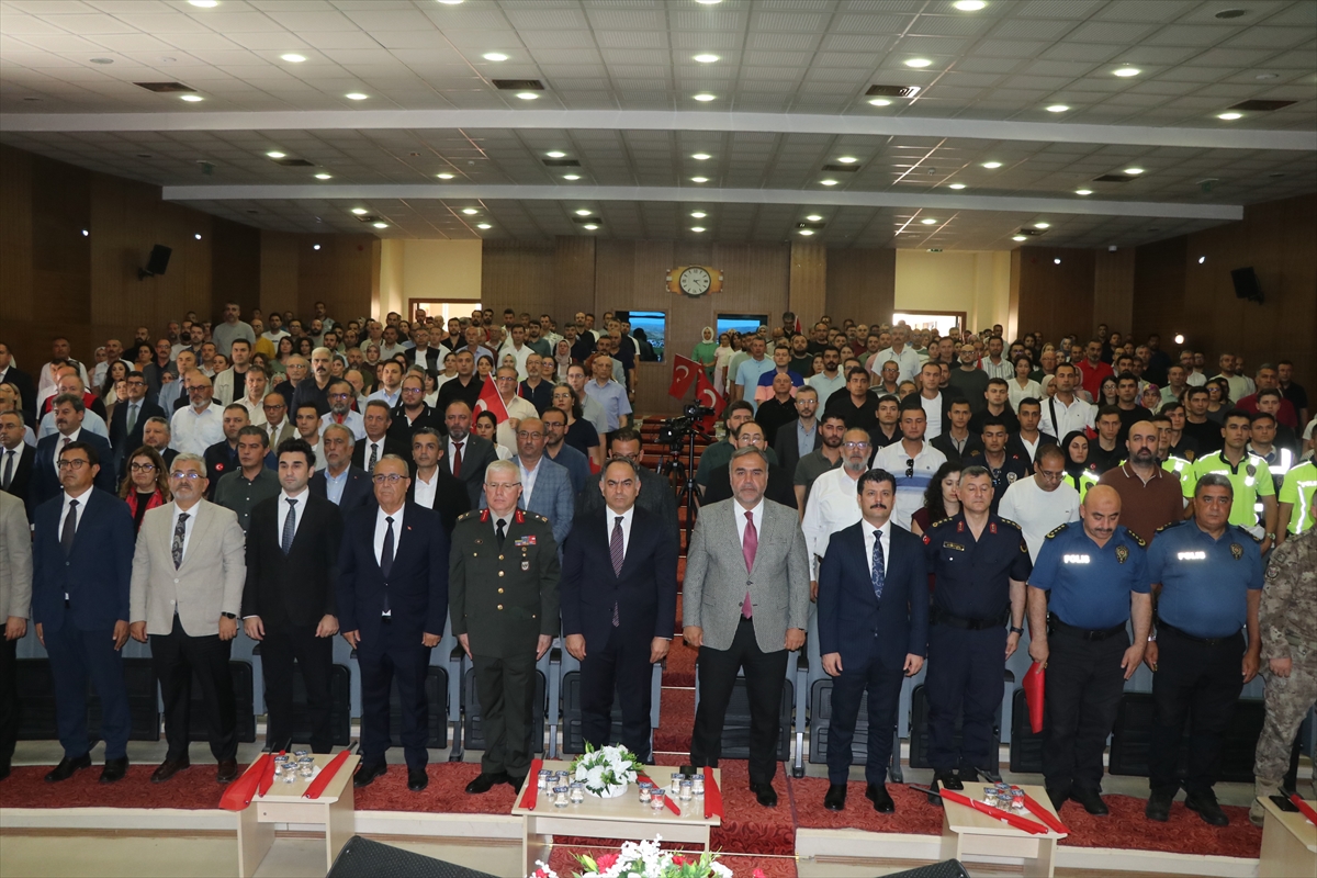 Çankırı'da 'İrade Bizim, Vatan Bizim' konferansı