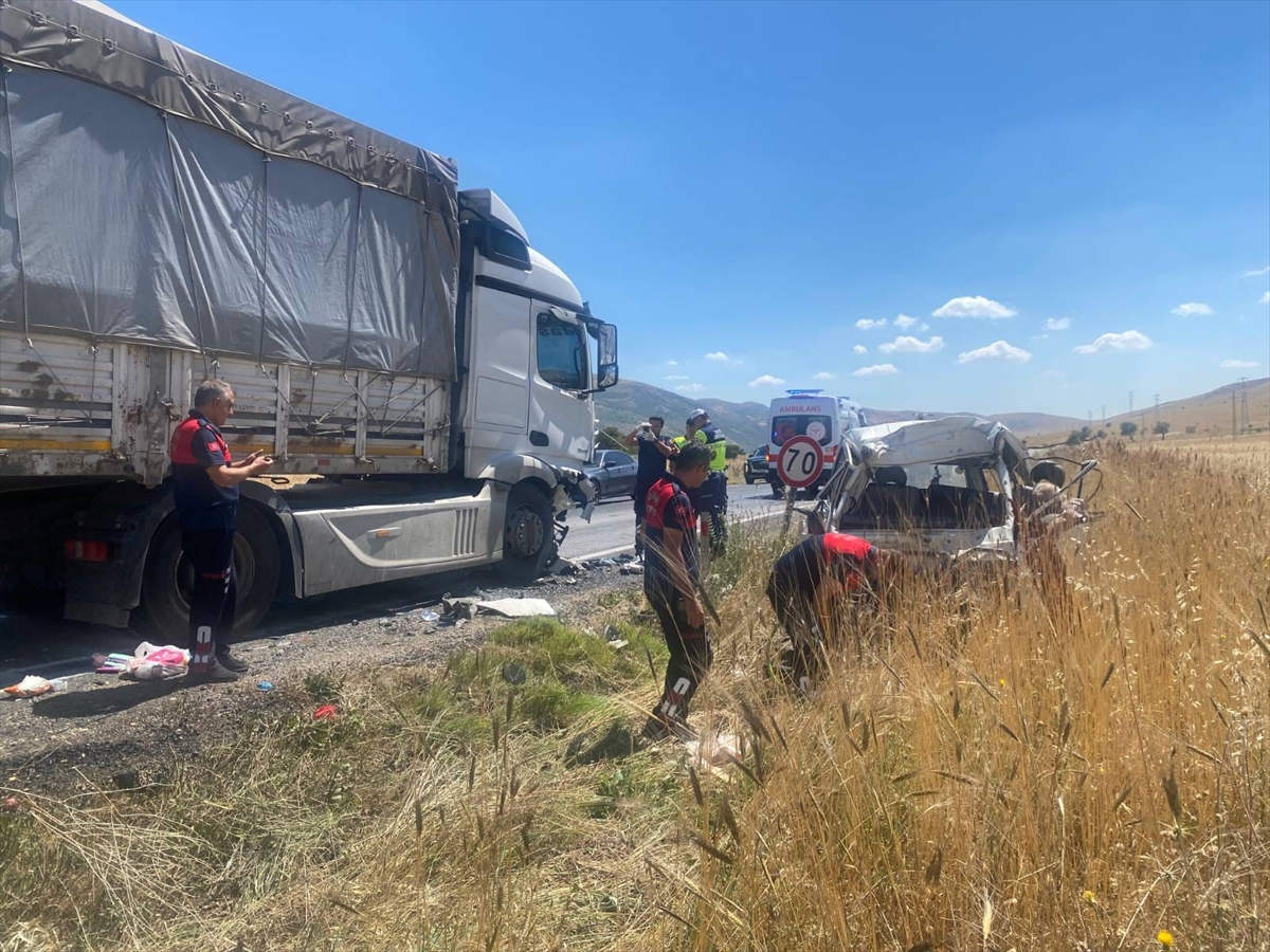 Afyonkarahisar'da trafik kazası: 1 ölü