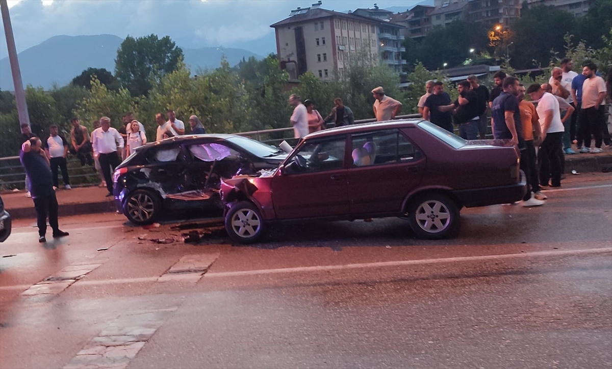 Karabük'te trafik kazası: 4 yaralı
