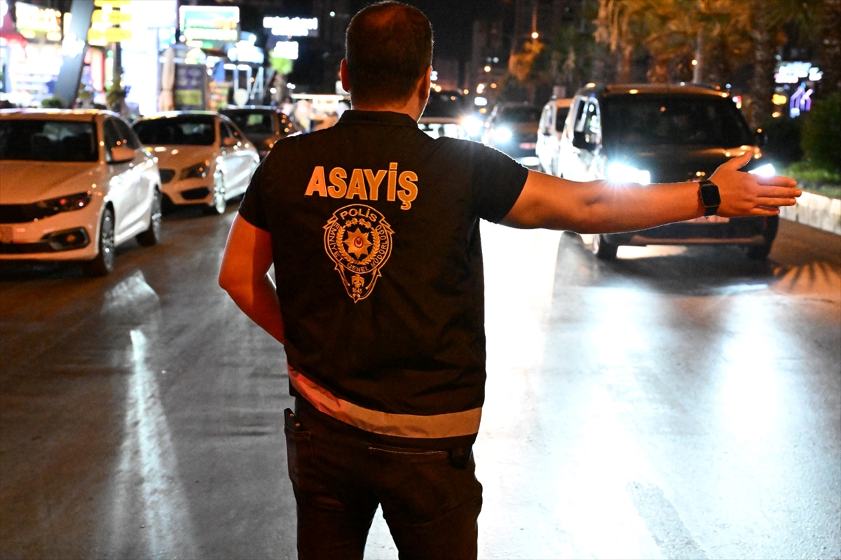 Mersin'de Narko Alan Uygulaması yapıldı