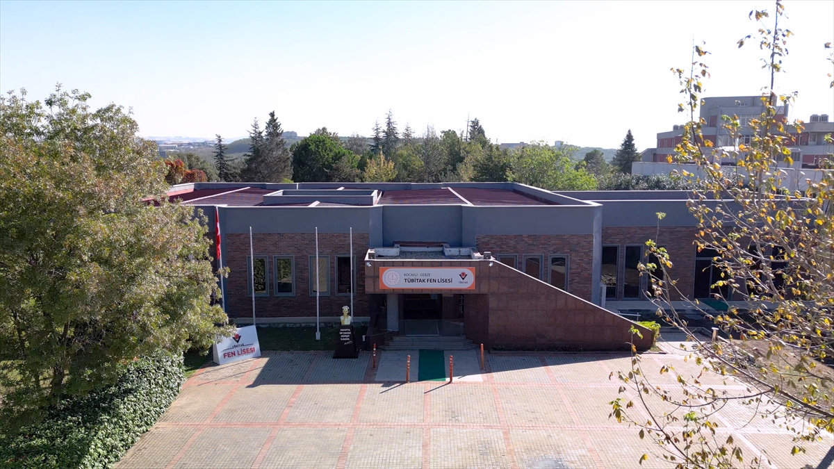 TÜBİTAK Fen Lisesi başvuruları bugün bitiyor