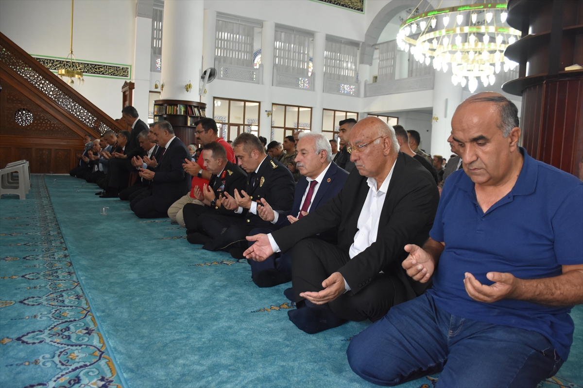 Şırnak ve Bingöl'de 15 Temmuz şehitleri anıldı