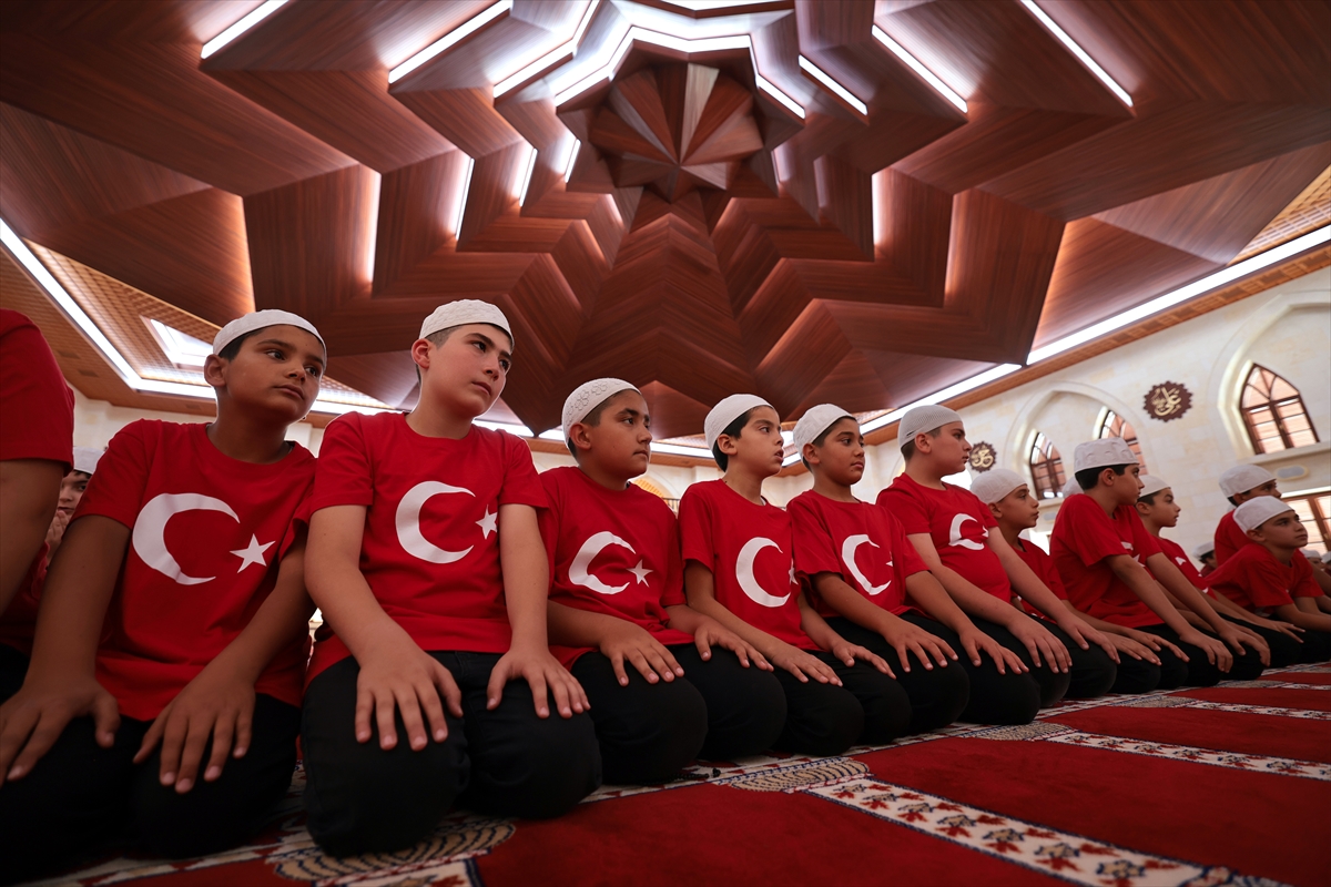 Somuncu Baba Külliyesi'nde 15 Temmuz şehitleri anıldı