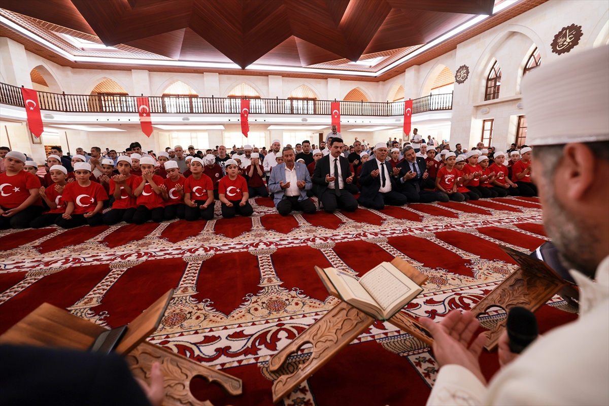 Somuncu Baba Külliyesi'nde 15 Temmuz şehitleri anıldı