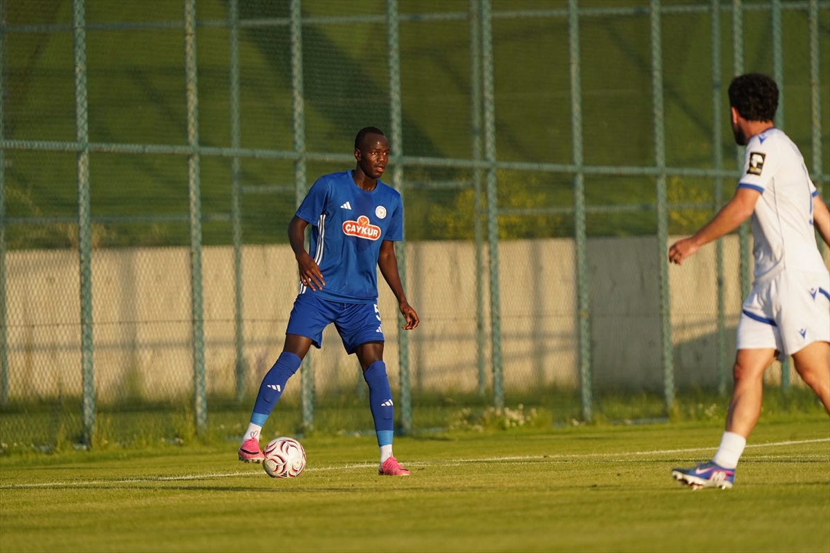 Çaykur Rizespor: 3 - Dinamo Batumi: 0