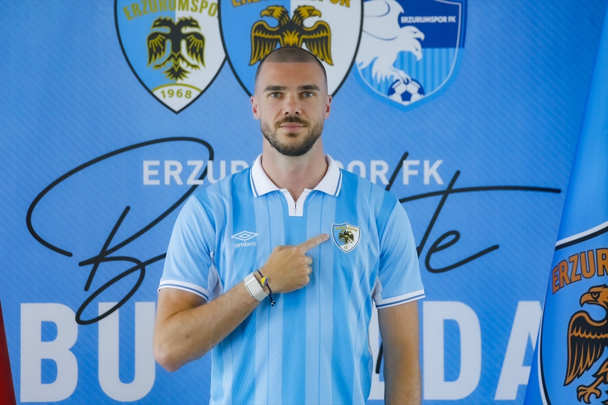 Erzurumspor FK: Mujakic'i 3 yıllığına transfer etti