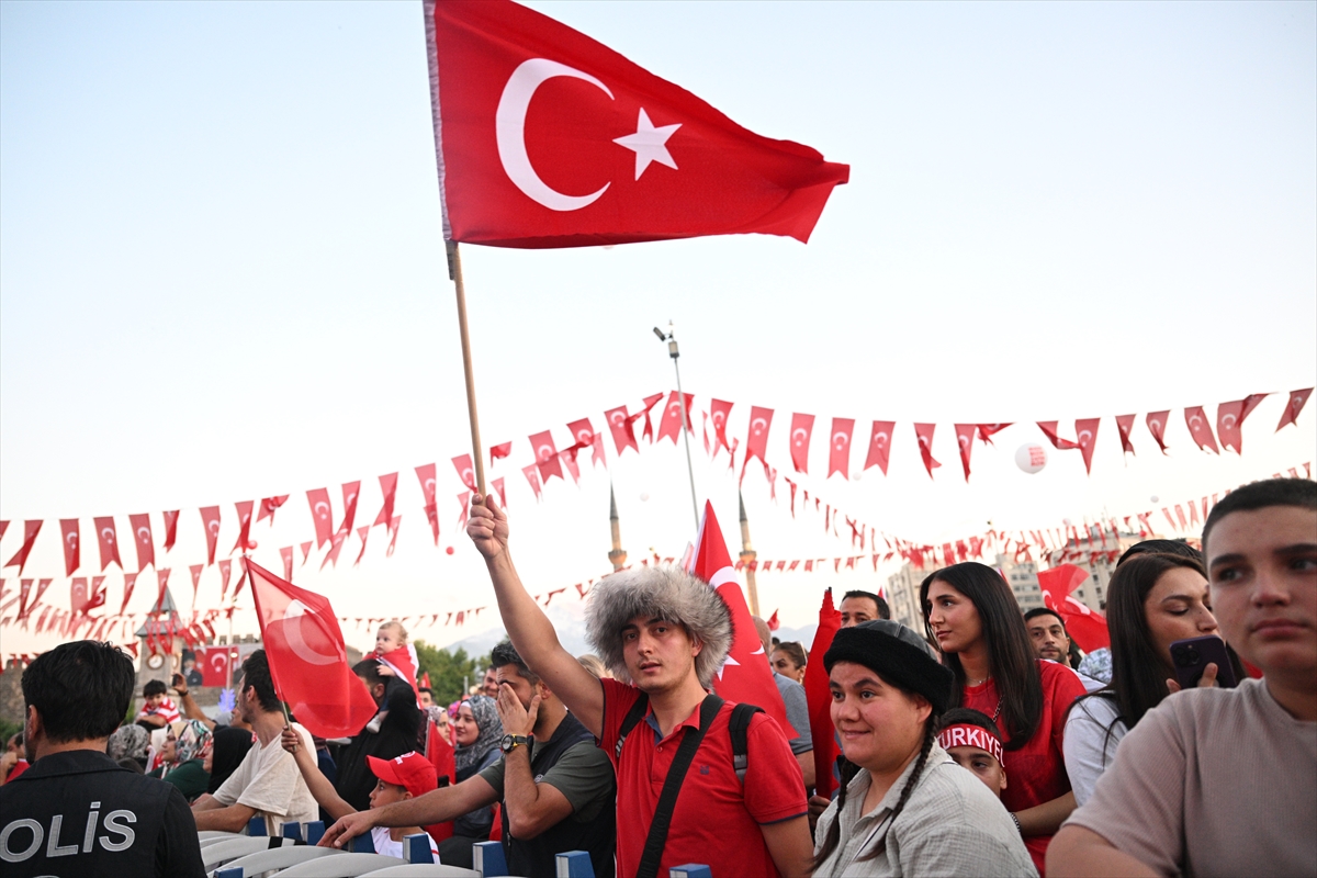 15 Temmuz Yürüyüşleri İç Anadolu'da Yapıldı