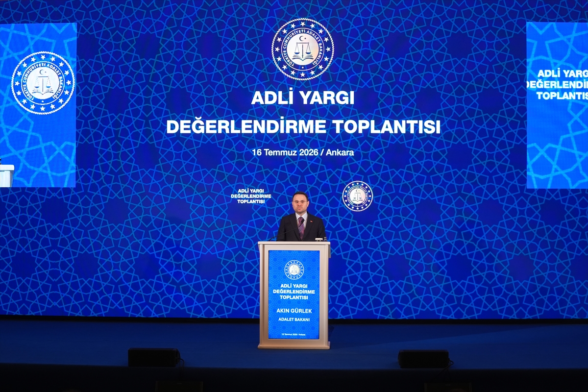 Bakan Gürlek: Sivil toplum kalkan olamaz