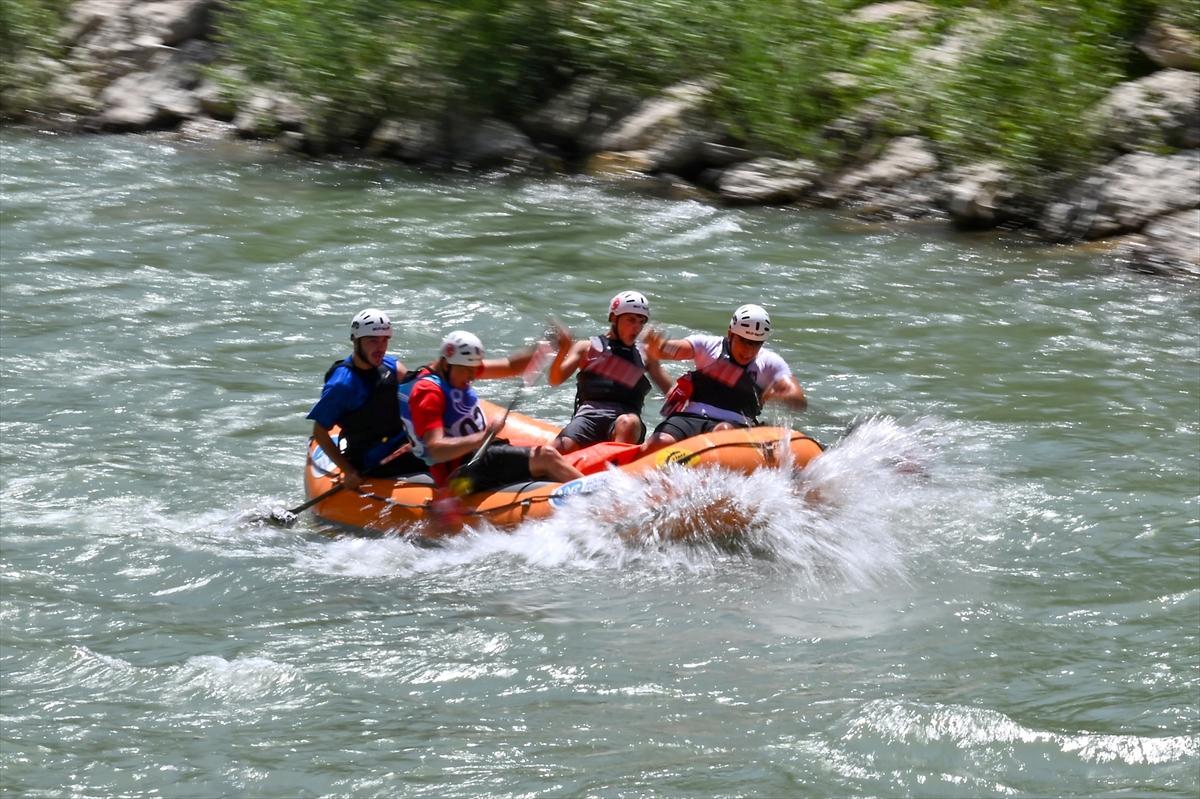 Türkiye Rafting Şampiyonası Van'da Başladı