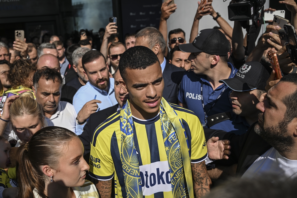 Mason Greenwood İstanbul'a geldi