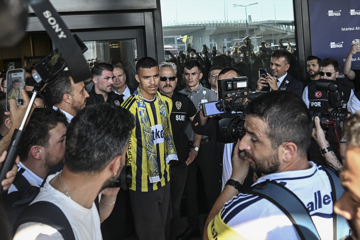 Mason Greenwood İstanbul'a geldi