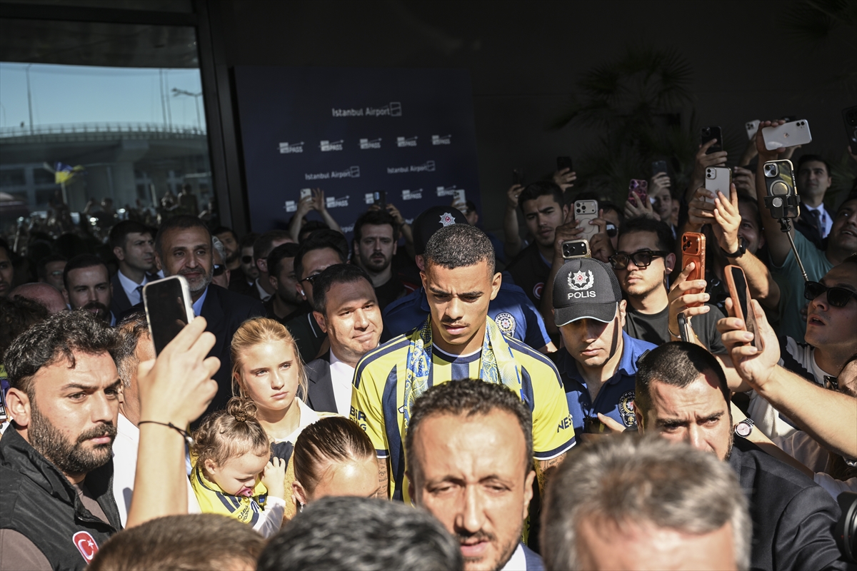 Mason Greenwood İstanbul'a geldi