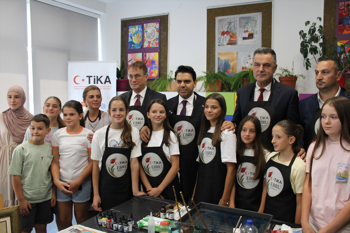 TİKA, Sırbistan'daki ilkokulun sınıflarını yeniledi
