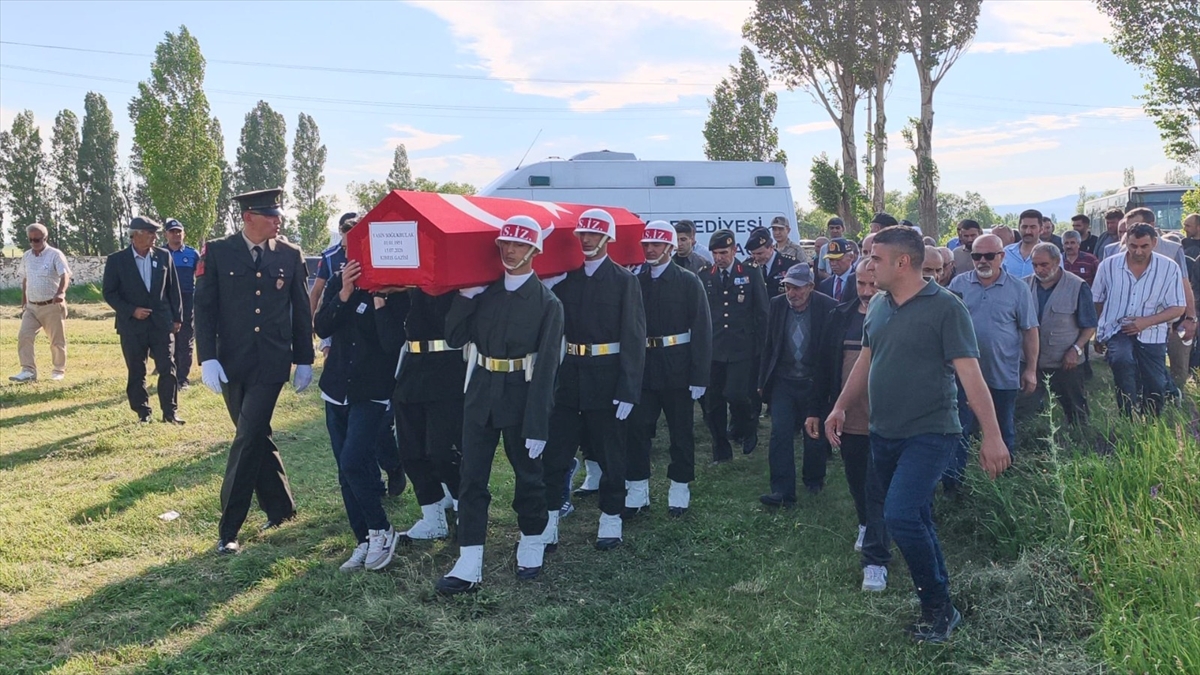 Gazi Yasin Soğukbulak son yolculuğuna uğurlandı
