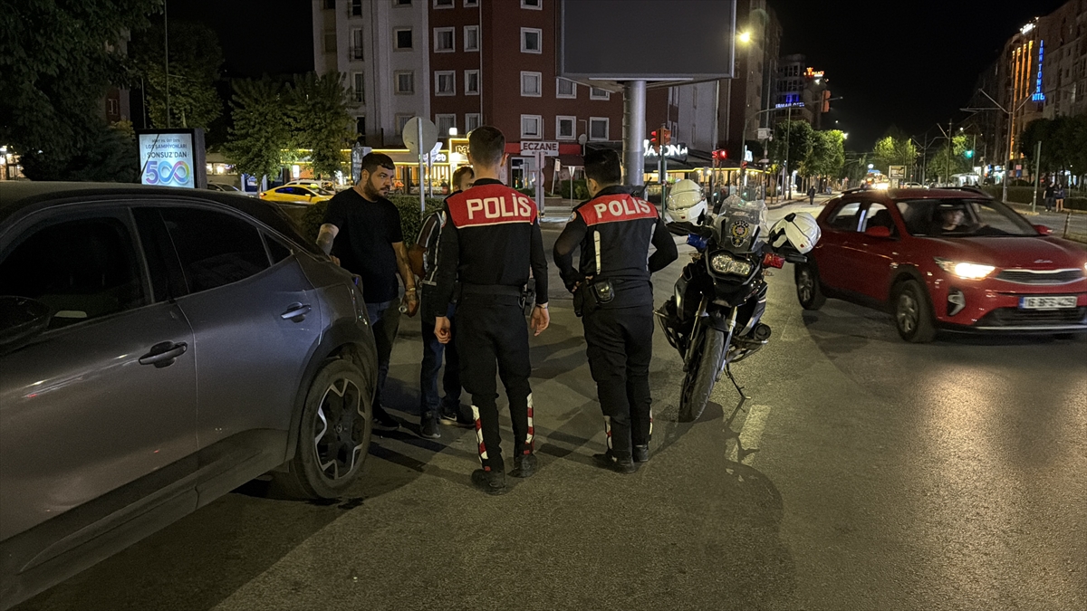 Eskişehir'de otomobilde uyuşturucu ele geçirildi
