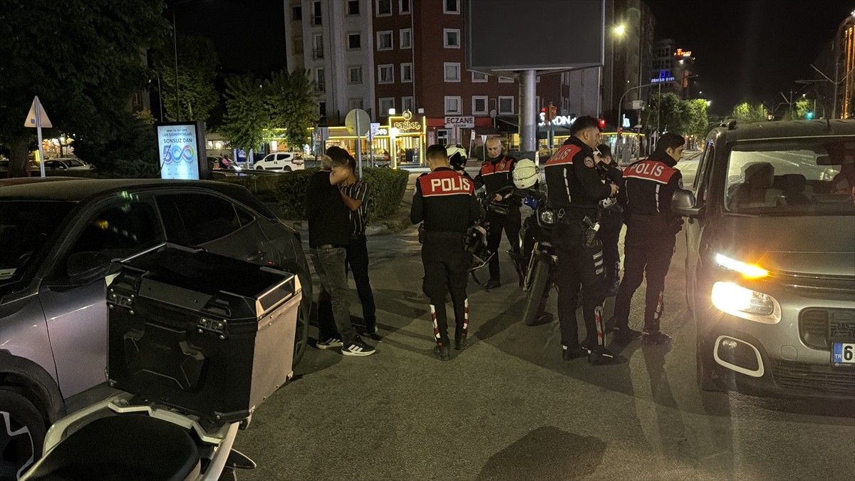 Eskişehir'de otomobilde uyuşturucu ele geçirildi