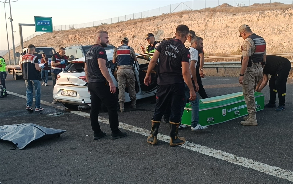 Şanlıurfa'da Feci Kaza: 2 Kişi Öldü, 8 Kişi Yaralandı