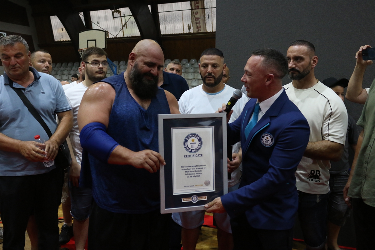 Kosovalı Bujar Muli: 2 ton ağırlıkla Guinness Rekoru kırdı