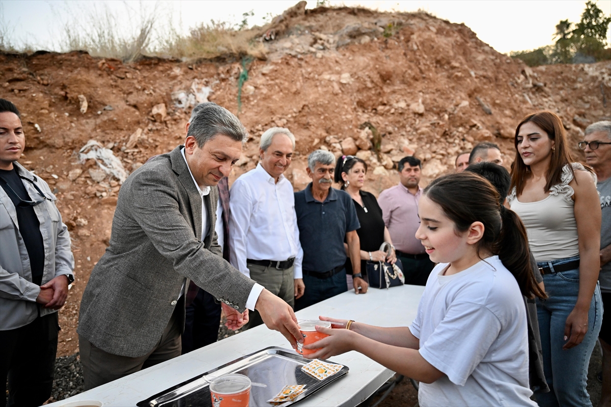 Vali Şahin: Cemevi kültürel değerlerin merkezi olacak