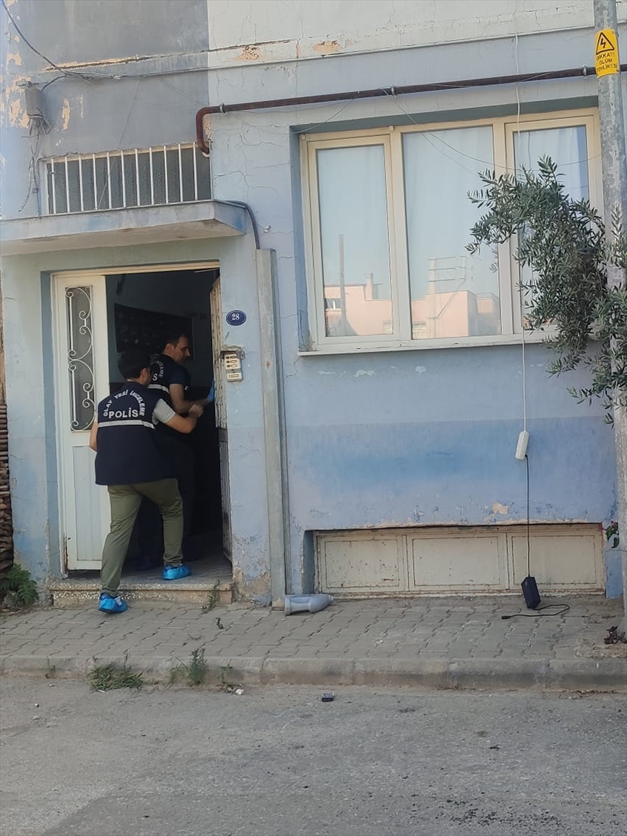 İzmir Ödemiş'te arkadaşını bıçakla öldüren zanlı tutuklandı