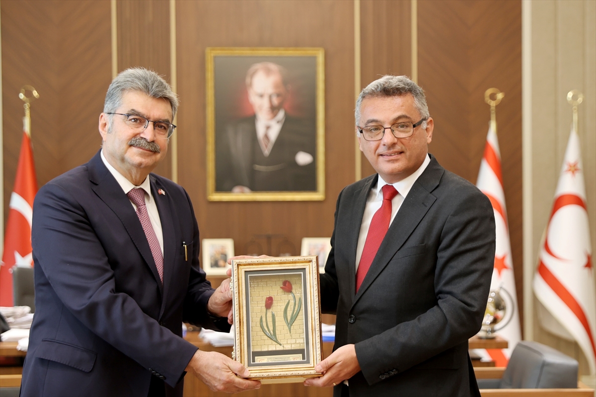 KKTC Cumhurbaşkanı Erhürman: Dostluk Grubu heyetini kabul etti