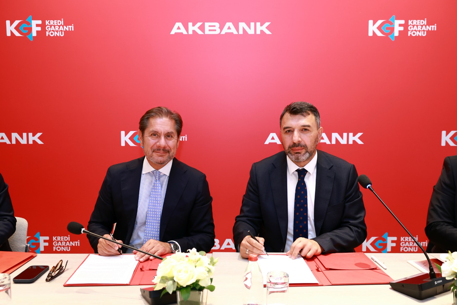 Kaan Gür: KOBİ'ler Dijital KGF Kredisine Akbank Mobil'den Erişecek