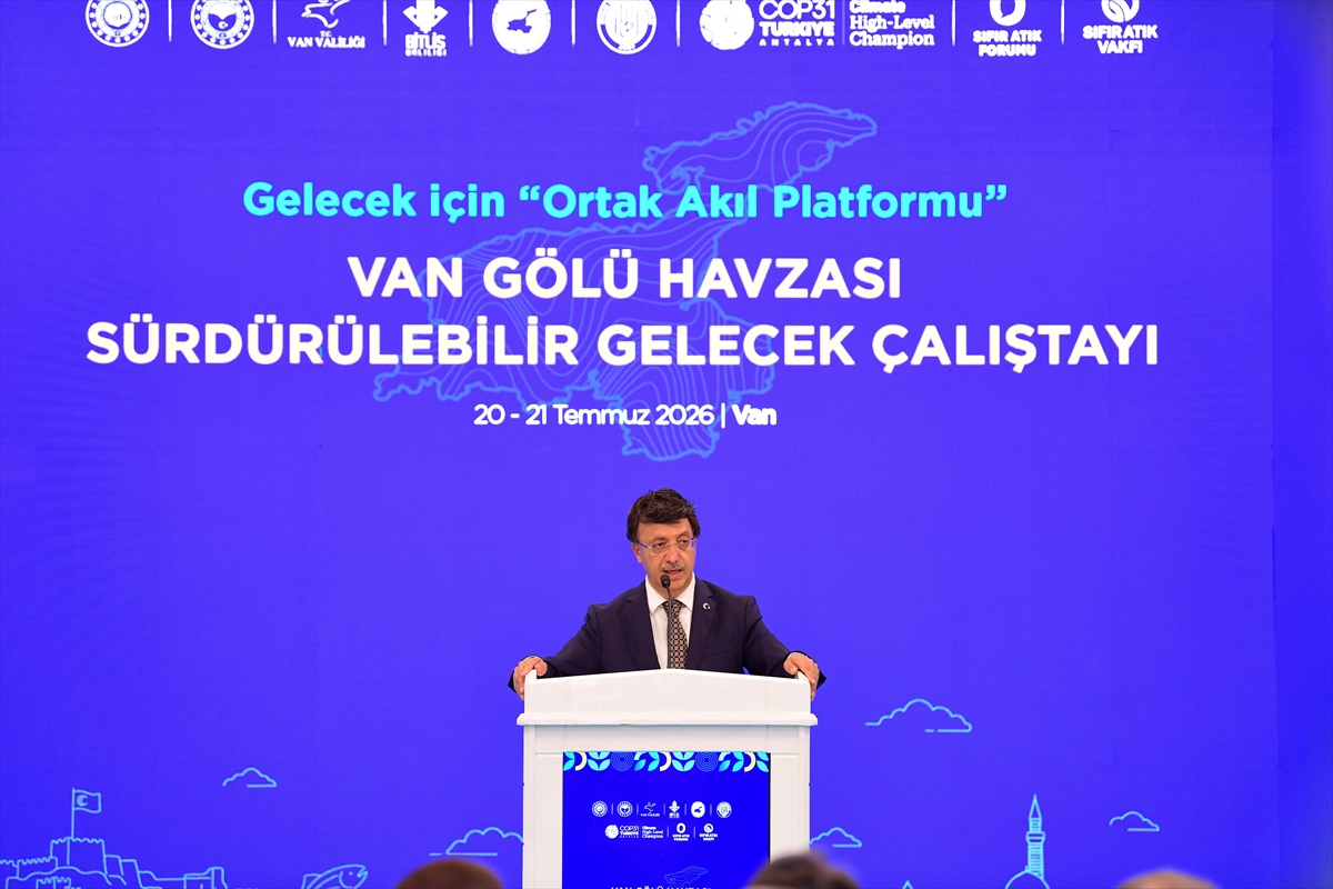 Bakan Yardımcısı Burak Demiralp: Van Gölü tehditlere direniyor