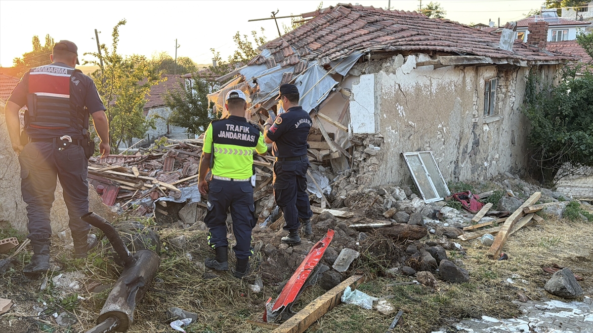 Eskişehir'de İtfaiye Aracı Kazası: 3 Personel Yaralandı