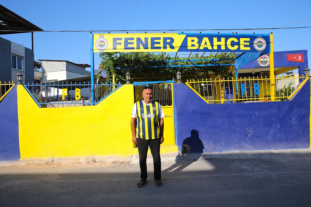 Depremzede Mehmet Saçar: Evini Fenerbahçe renklerine boyadı