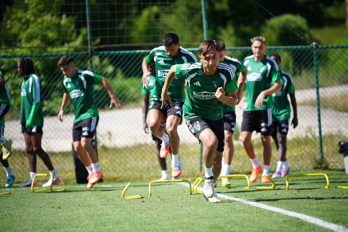 Kocaelispor: Düzce kampında yeni sezon hazırlıkları sürüyor