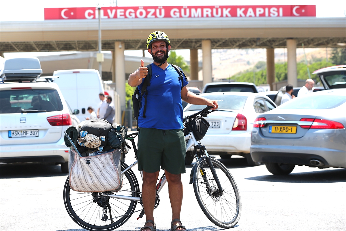 Şubat Beydilli: Kocaeli'den Umreye bisikletle Suriye'ye geçti