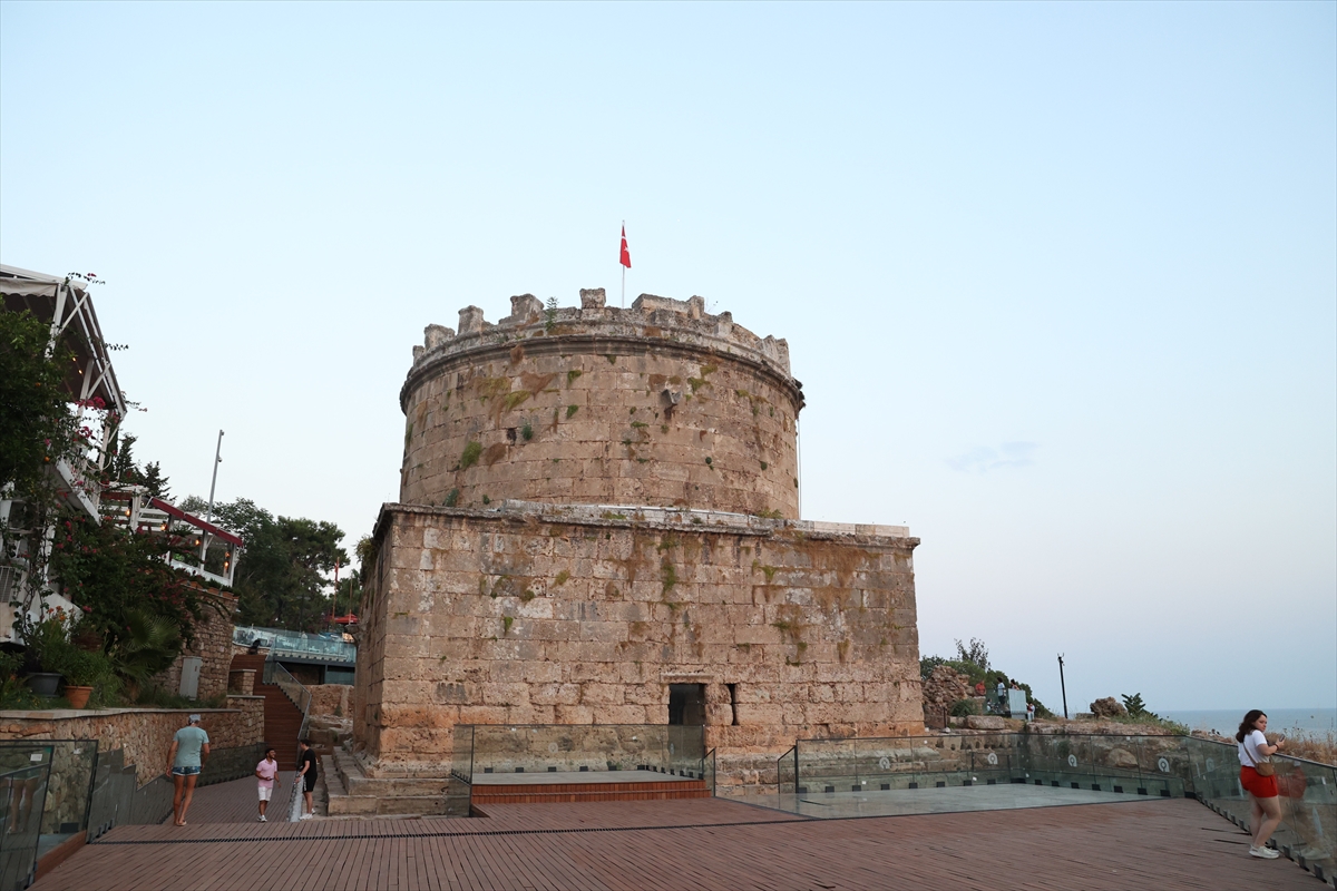 Antalya Hıdırlık Kulesi: Kazılar tamamlandı, kapılar açıldı