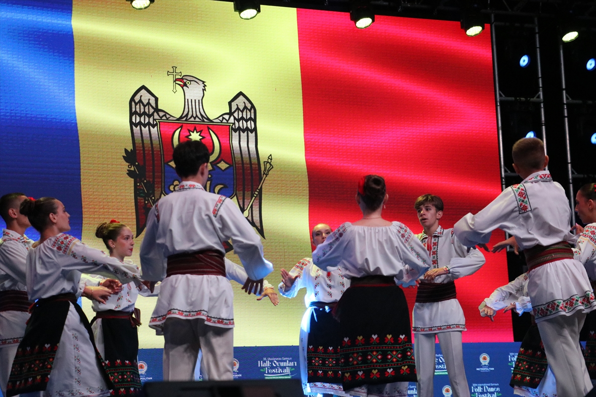 Başkan Doğan: Samsun 36. Uluslararası Halk Oyunları Festivali başladı
